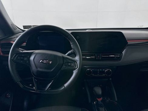 Used 2025 Chevrolet TrailBlazer RS w/ Convenience Package image 22