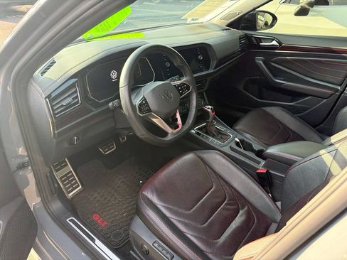 Used 2022 Volkswagen Jetta GLI Autobahn w/ GLI Black Package FWD image 11