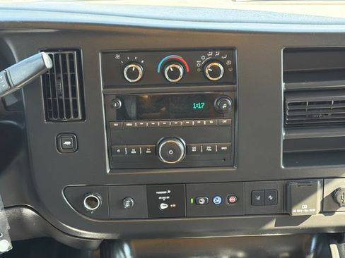 Used 2021 Chevrolet Express 3500 w/ Power Convenience Package RWD image 22