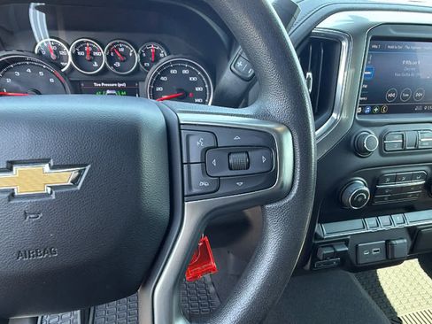 Used 2021 Chevrolet Silverado 2500 LT AWD/4WD image 20