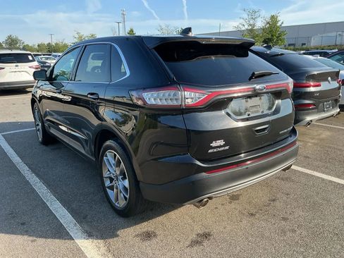 Used 2015 Ford Edge Titanium w/ Technology Package FWD image 2