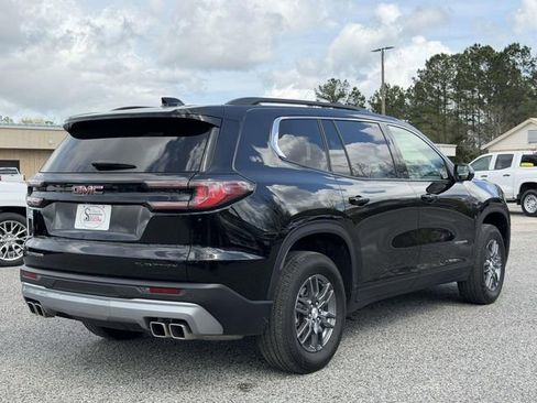 Used 2025 GMC Acadia Elevation FWD image 11
