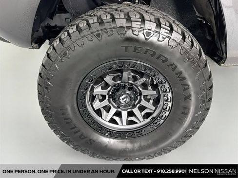 Used 2020 Toyota Tacoma SR RWD image 28