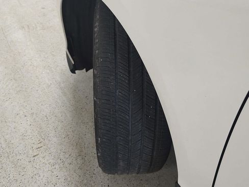 Used 2023 Honda Accord EX image 32