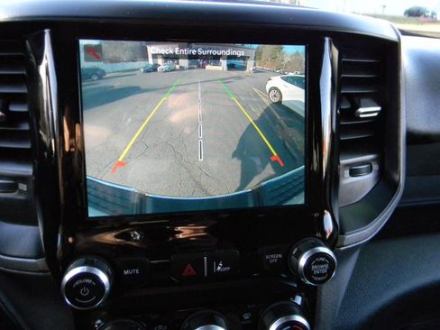 Used 2022 RAM 2500 Tradesman w/ Safety Group image 19