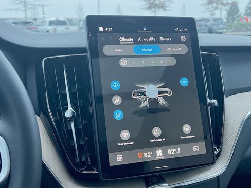 New 2026 Volvo XC60 B5 Plus w/ Protection Package Premier image 21