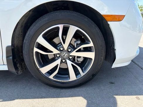 Used 2024 Honda Odyssey Touring image 13