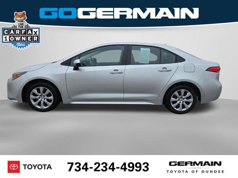 Used 2025 Toyota Corolla LE image 11