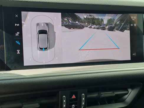 Certified 2025 Porsche Cayenne AWD/4WD image 20