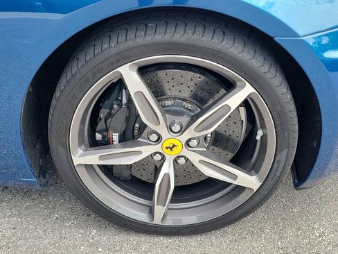 Used 2014 Ferrari California RWD image 13