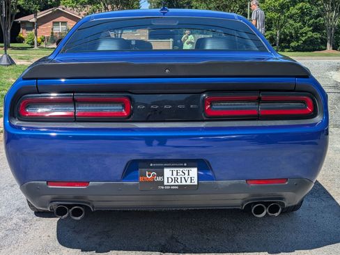 Used 2020 Dodge Challenger GT w/ Plus Package RWD image 5