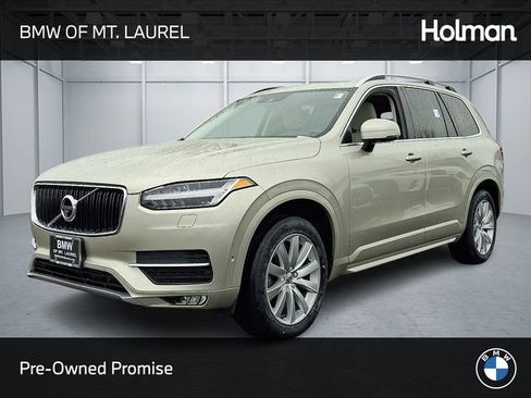 Used 2017 Volvo XC90 T6 Momentum w/ Vision Package image 1
