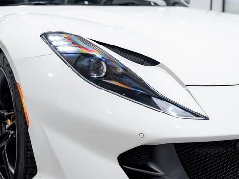 Used 2023 Ferrari 812 GTS RWD image 27