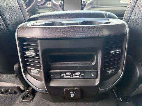 Used 2026 RAM 1500 Laramie AWD/4WD image 20