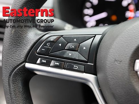 Used 2023 Nissan Altima 2.5 SV AWD/4WD image 15