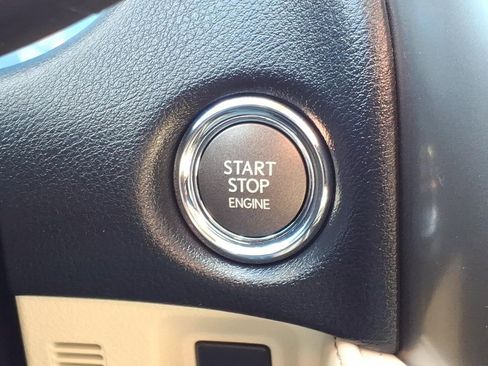 Used 2023 Lexus GX 460 Luxury w/ Accessory Package AWD/4WD image 22