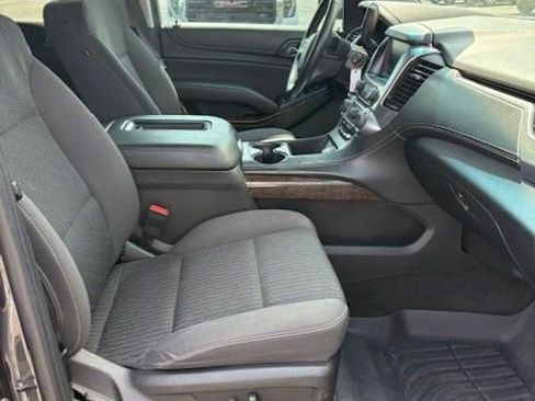 Used 2018 Chevrolet Tahoe LS RWD image 23