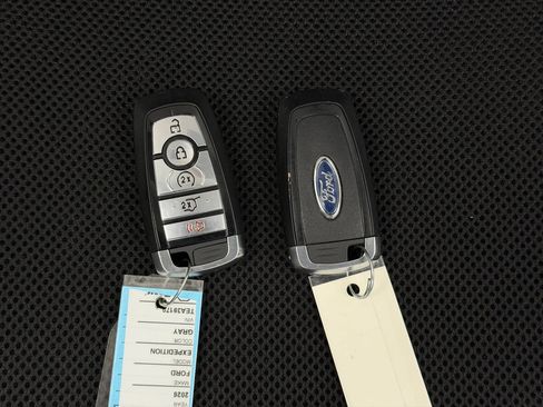 Used 2026 Ford Expedition Tremor AWD/4WD image 10