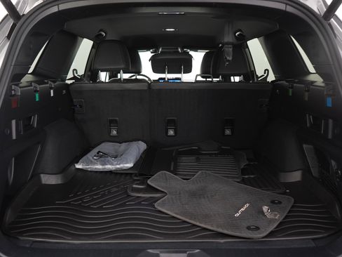 Certified 2026 Subaru Outback Premium AWD/4WD image 9
