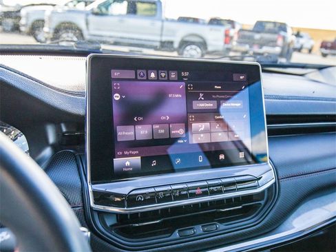 Used 2022 Jeep Compass Trailhawk w/ Trailer Tow Group image 32