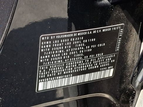 Used 2022 Volkswagen Tiguan SE AWD/4WD image 28