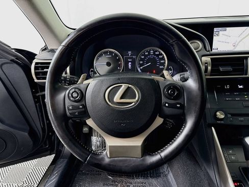 Used 2015 Lexus IS 350 w/ Navigation System Package RWD image 11