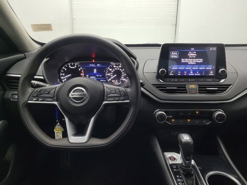 Used 2021 Nissan Altima 2.5 SV image 22