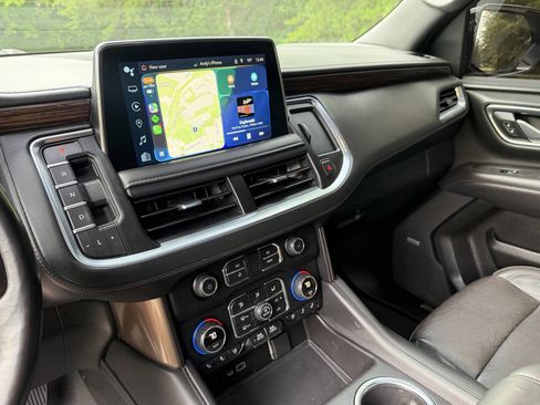 Used 2022 Chevrolet Tahoe High Country w/ Premium Package 2 AWD/4WD image 10