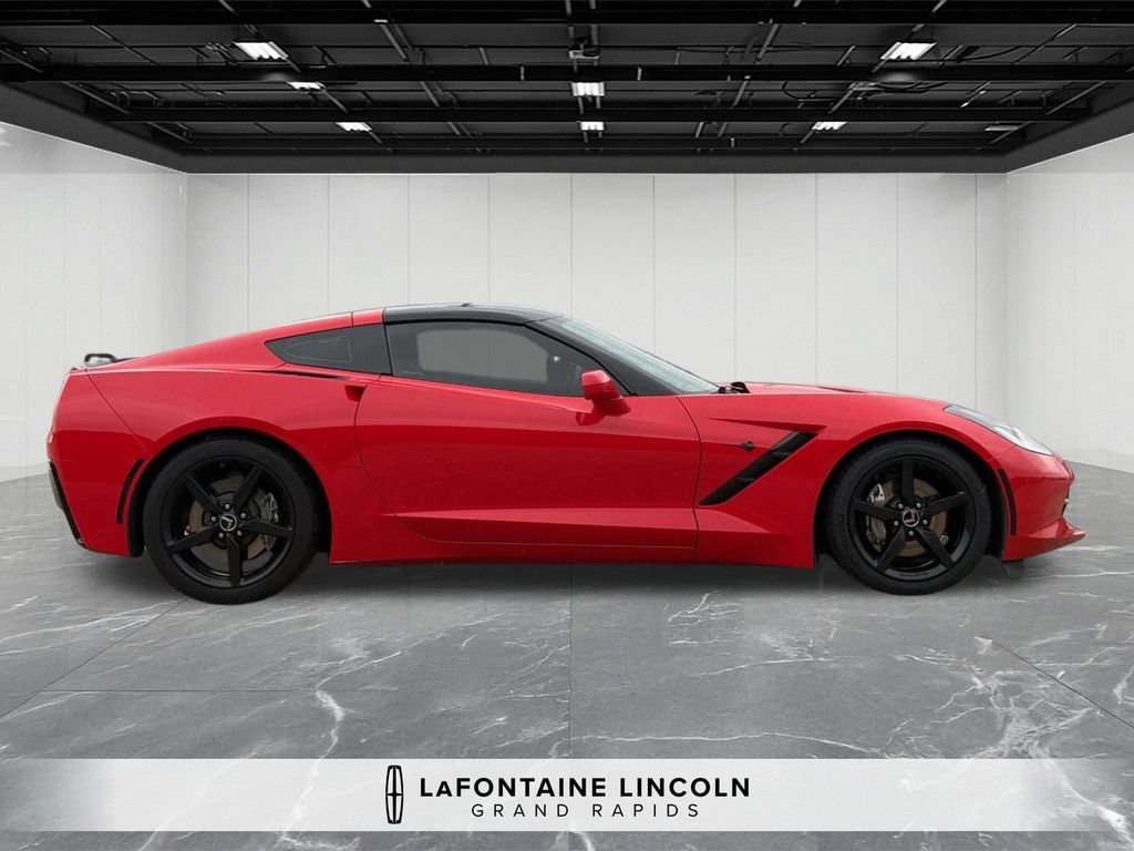 Used 2015 Chevrolet Corvette Stingray Coupe RWD image 6