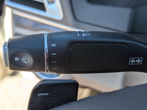 Used 2014 Mercedes-Benz E 350 Cabriolet image 25