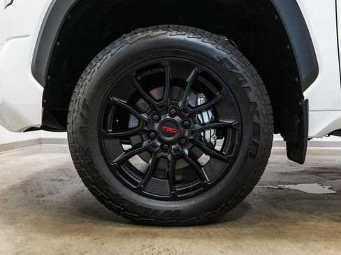 Used 2024 Toyota Tundra Limited w/ TRD Off-Road Package AWD/4WD image 11