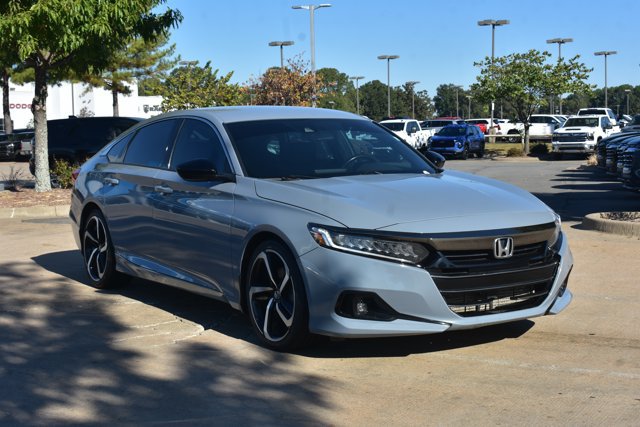 Used 2021 Honda Accord Sport image 3
