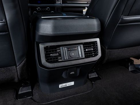 Used 2026 Ford F250 Platinum image 34