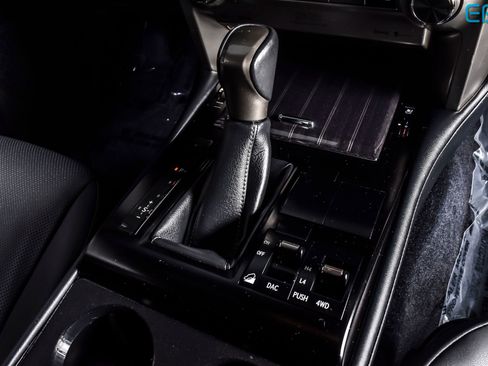 Used 2021 Lexus GX 460 Premium w/ Premium Plus Package image 31