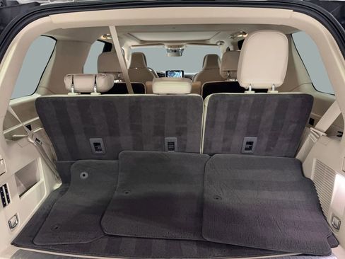 Used 2020 Lincoln Navigator Reserve w/ Equipment Group 208A Reserve image 26