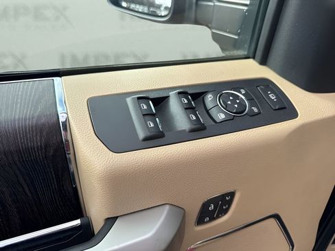 Used 2021 Ford F250 Lariat w/ Lariat Ultimate Package image 29