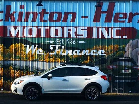 Used 2016 Subaru Crosstrek 2.0i Premium image 2