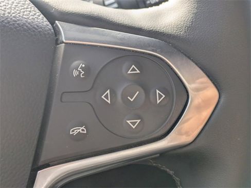 Used 2023 Chevrolet Traverse Premier image 22