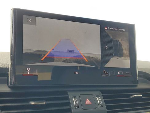 Used 2023 Audi Q5 2.0T Prestige image 28