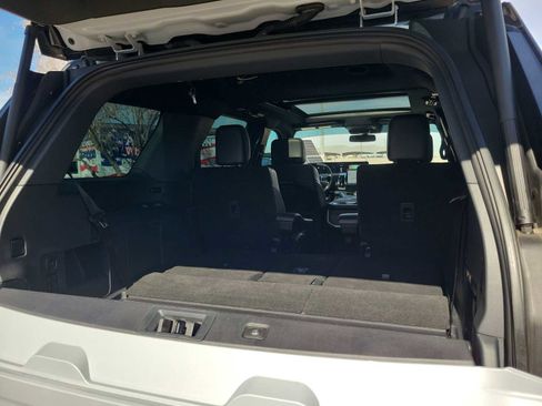 Used 2025 Ford Expedition Tremor image 15