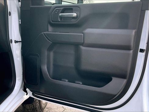 Used 2026 GMC Sierra 3500 Pro w/ Convenience Package image 25