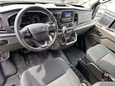 Used 2024 Ford Transit 250 Low Roof w/ Exterior Upgrade Package image 15