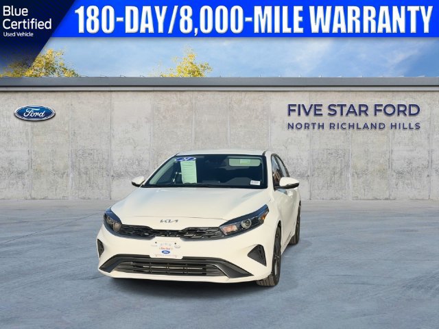 Used 2024 Kia Forte LXS w/ LXS Technology Package FWD image 4