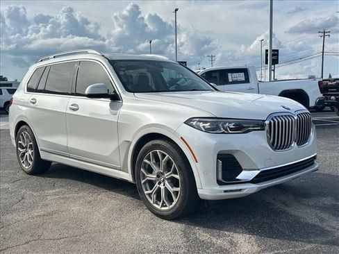 Used 2021 BMW X7 xDrive40i w/ Cold Weather Package AWD/4WD image 2