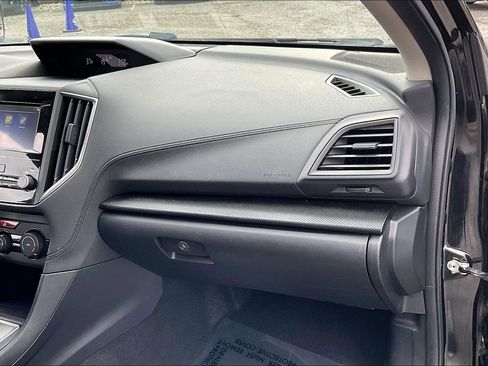 Used 2018 Subaru Crosstrek 2.0i Premium image 17