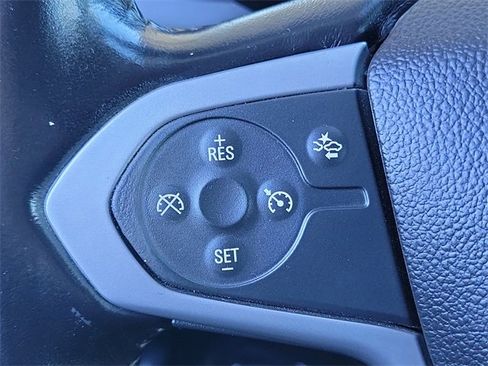 Used 2017 Chevrolet Colorado LT w/ LT Convenience Package image 8