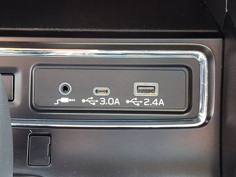 Used 2024 Subaru Ascent Limited w/ Technology Package AWD/4WD image 27