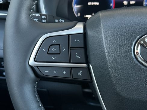 New 2026 Toyota Highlander Limited AWD/4WD image 27