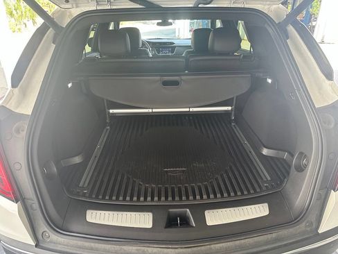 Certified 2023 Cadillac XT5 Premium Luxury AWD/4WD image 29