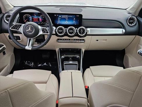 Certified 2026 Mercedes-Benz GLB 250 image 17